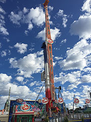 XXL-Racer auf dem Oktoberfest 2017 (&copy;Foto: Martin Schmitz)